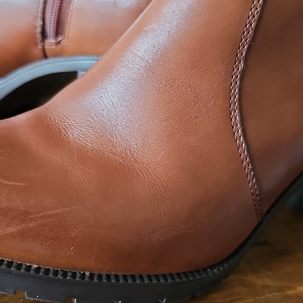 Clarks Malvet Maria Tan Leather Ankle Boot - Size 8M - Picture 7 of 9